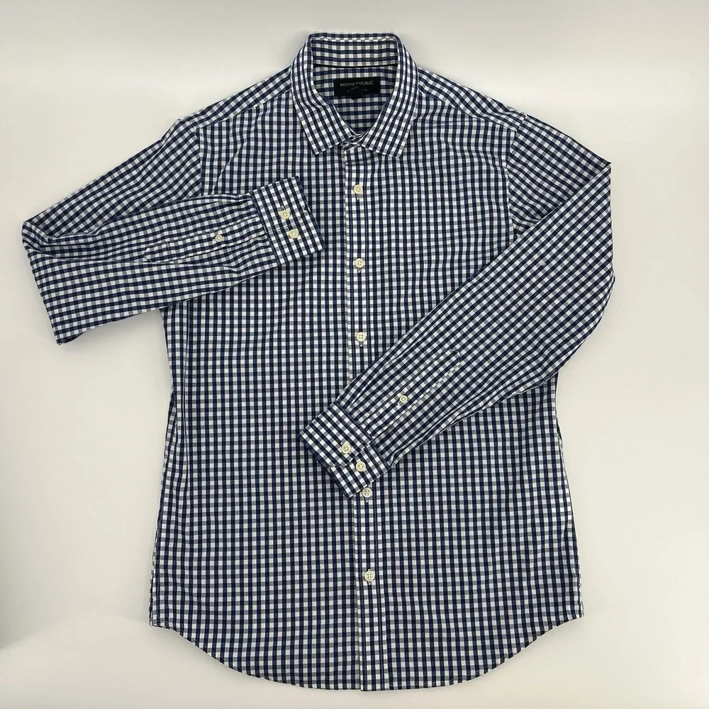 Banana Republic Men's Shirt Size SMALL 14-14 1/2 Slim Fit Blue Check Long Sleeve